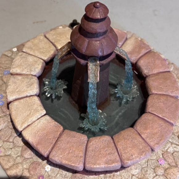 WDCC Water Fountain Beauty and the Beast 10th Anniversary Walt Disney Figurine - Picture 3 of 4